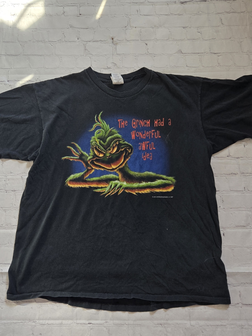 Vintage 90 Seuss Wear Grinch Single Stitch Size T Shirt 1997 XL Streetwear